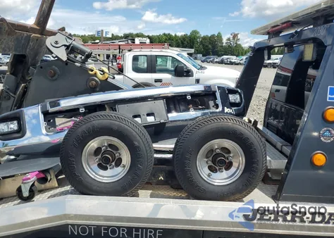 2020 Ford F450 Super Duty из США, поврежденный, VIN 1FDUF4HT2LEE28984